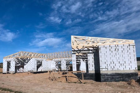 medines-santvaros-klaipedoje (2) Medinės santvaros Klaipėdoje